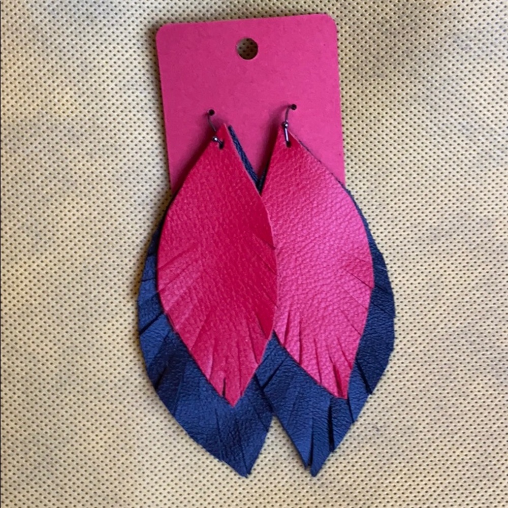 Leather feather earrings!